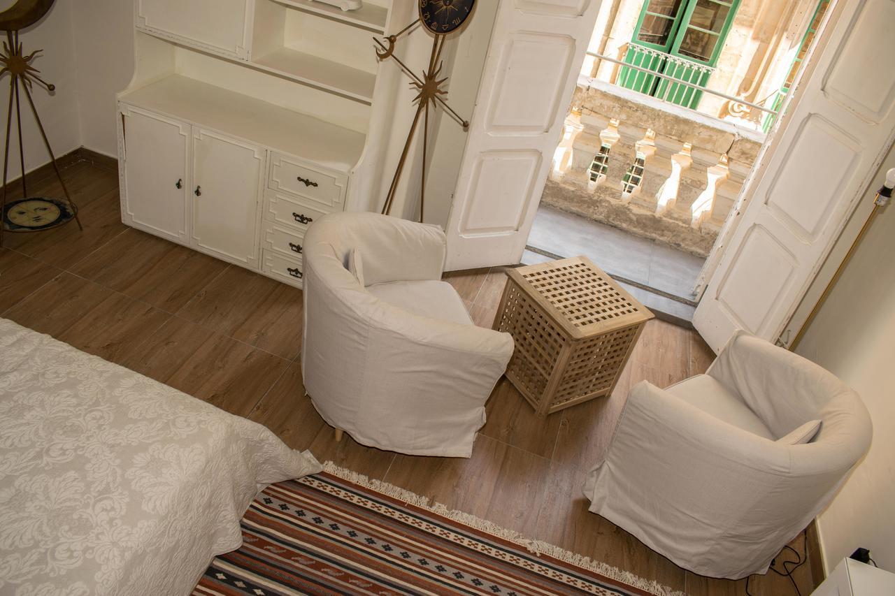 Vincenti Strait Street Suite Valletta Exterior photo